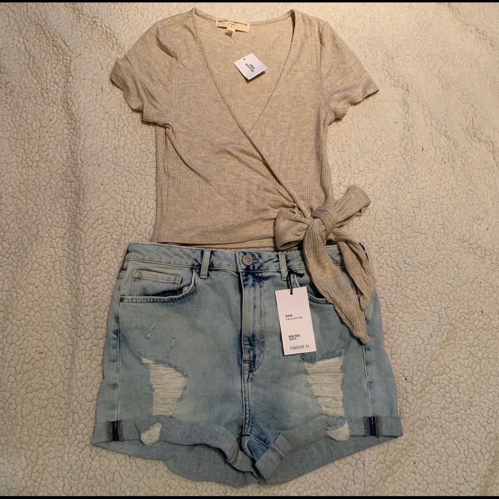 URBAN OUTFITTERS Beige Wrap Tee
